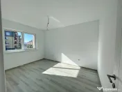 Apartament cu 3 camere la super pret in Sanpetru, pret de BLACK FRIDAY 