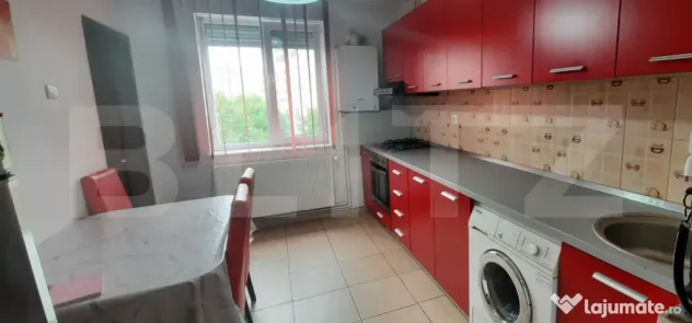 Apartament cu 4 camere, 80 mp, zona Micro 15 Satu Mare