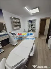 Vindem apartament/spatiu salon infrumusetare in zona Nord 
