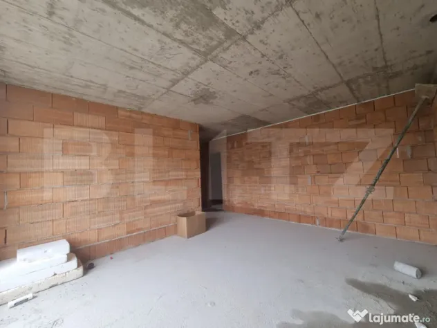 Apartament cu priveliste, 2 camere, 42 mp, terasa 10 mp, zon