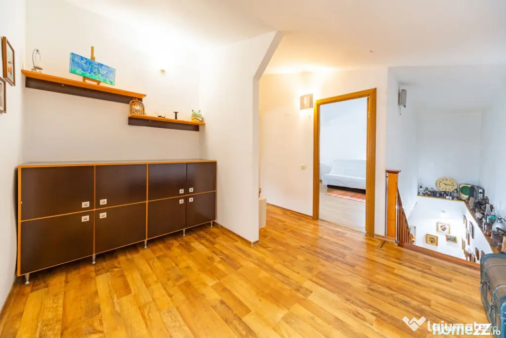 VILA parter si etaj- PIPERA - Bucuresti (Bucuresti-Ilfov)