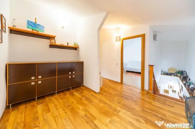VILA parter si etaj- PIPERA - Bucuresti (Bucuresti-Ilfov)