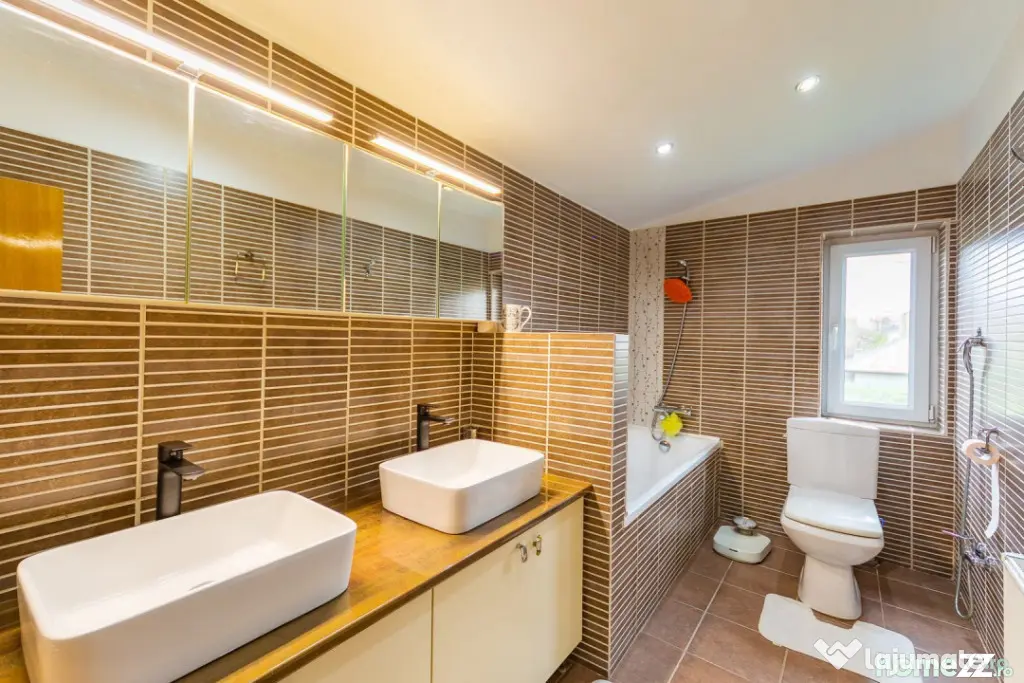 VILA parter si etaj- PIPERA - Bucuresti (Bucuresti-Ilfov)