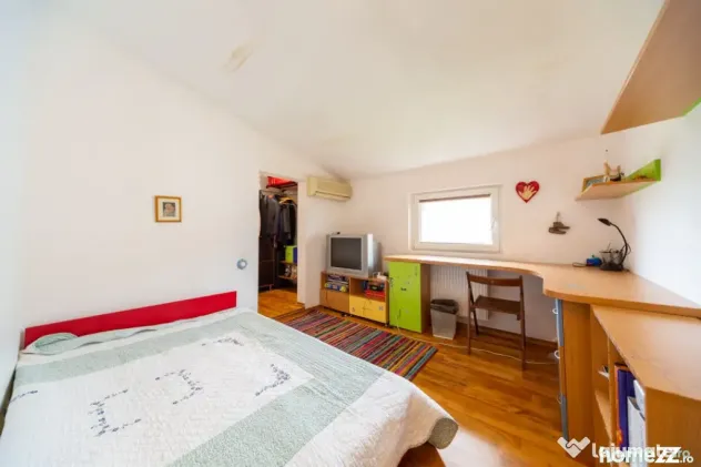 VILA parter si etaj- PIPERA - Bucuresti (Bucuresti-Ilfov)