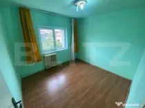 Apartament cu 4 camere, decomandat, 78 mp, 2 bai, et interme