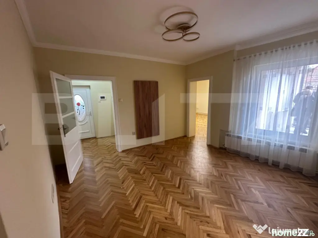 Apartament 4 camere, 120 mp, zona Titulescu