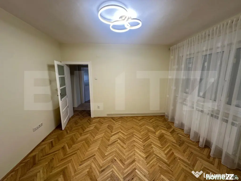 Apartament 4 camere, 120 mp, zona Titulescu