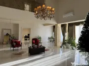 Vila S+P+1E, finisaje de lux, teren - 3000 mp, zona Platou Strehareti 