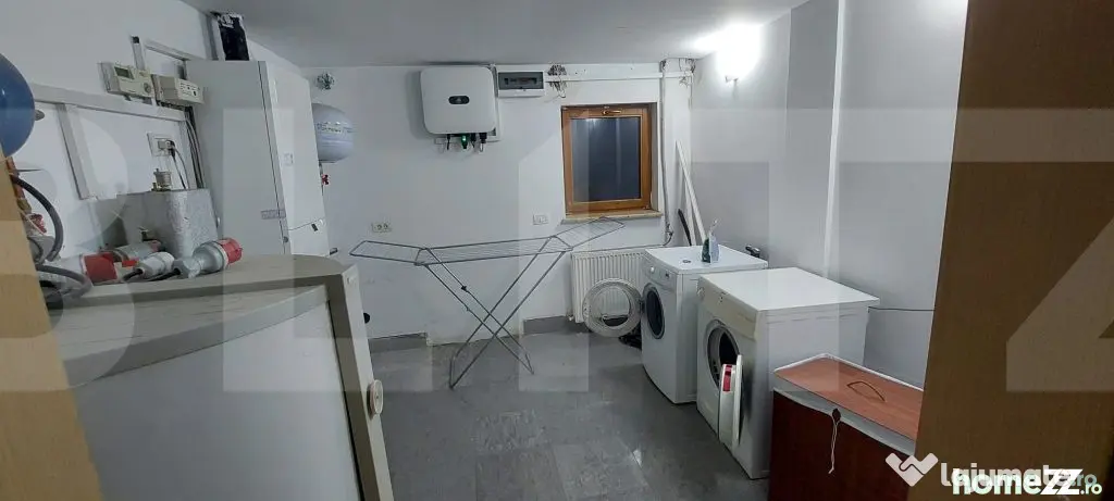 Vilă modernă 440 mp cu piscină și 9 camere – Dumbrăvi - Dumbravita (Timis)