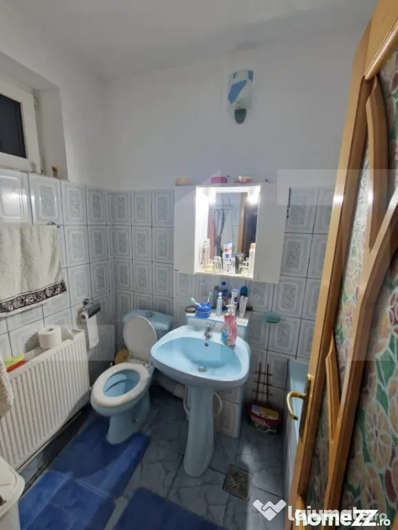 Apartament cu 2 camere renovat, 50 mp utili, zona centrală,