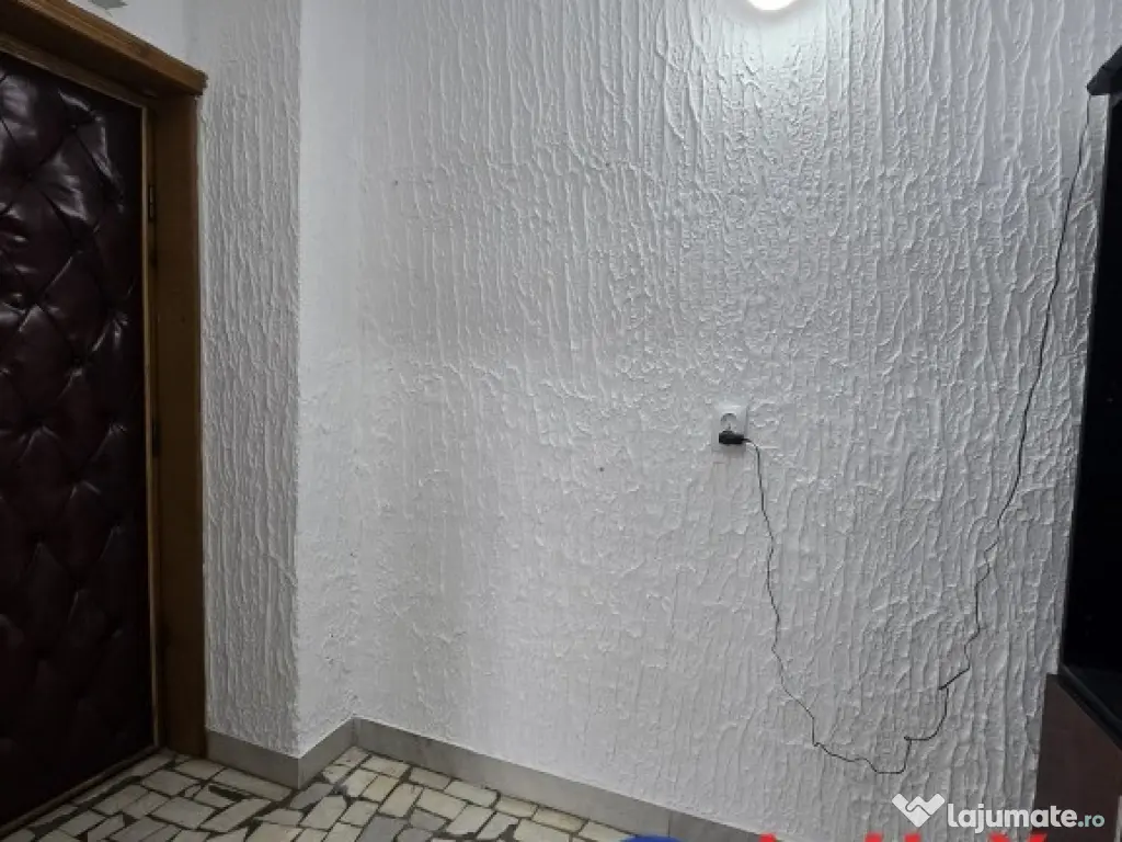 ID 4225 DE VÂNZARE - Apartament 4 camere - 100 mp