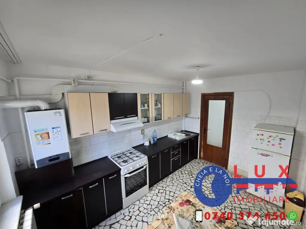 ID 4225 DE VÂNZARE - Apartament 4 camere - 100 mp