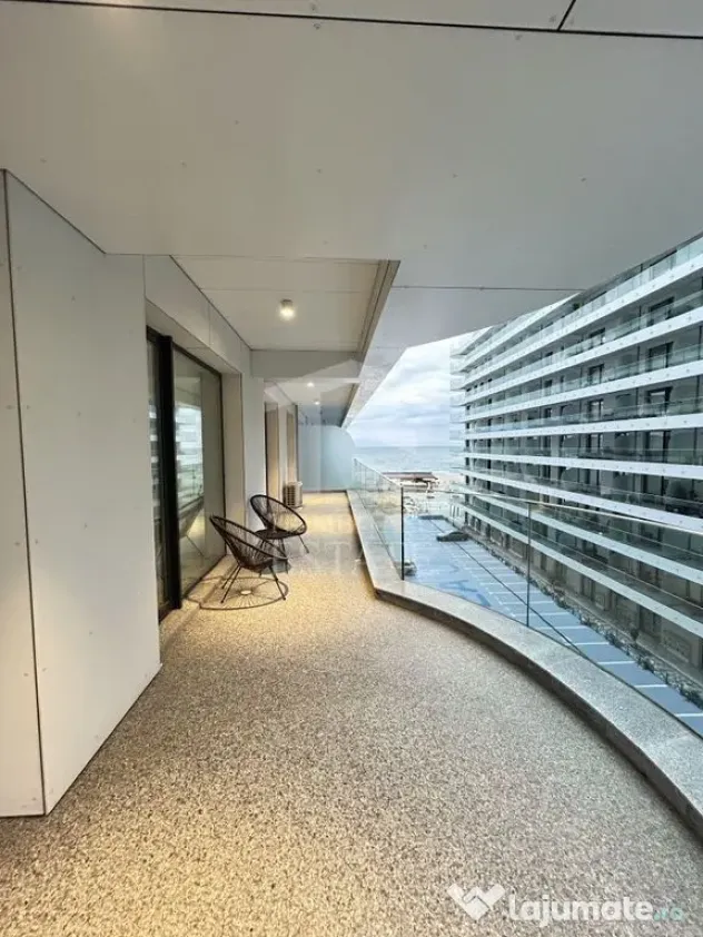 Apartament 3 camere loc parcare vedere la mare Sea ON Res...