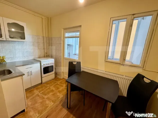 Apartament cu 1 camera, decomandat, 35 mp, Calea Floresti