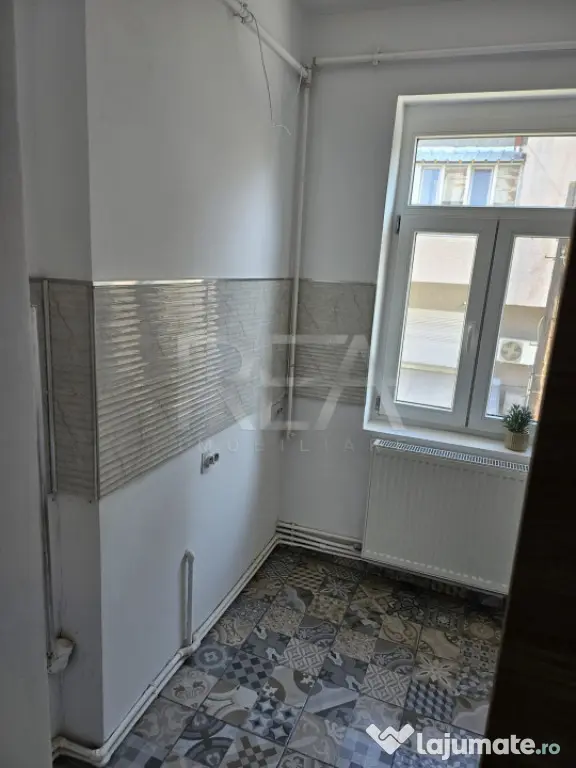 2 camere, Vitan Mall, et. 1, centrală, inst. schimb., 59 mp