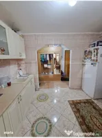 Apartament 2 camere, 52 mp, decomandat, zona Zamca