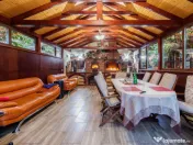 Vilă individuală cu piscină, garaj dublu • teren 766 mp 