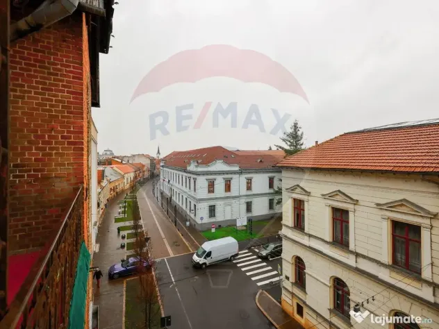 Apartament de vânzare cu suprafață de 150mp, Ultracent...