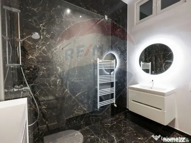 Apartament de vânzare cu suprafață de 150mp, Ultracent...
