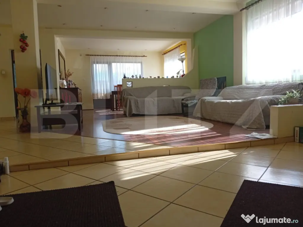 Casă superbă în Tălmaciu, cu curte verde și priveliște - Talmaciu (Sibiu)