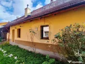 Casă individuală cochetă, 1 dormitor, renovată, Str. ... 