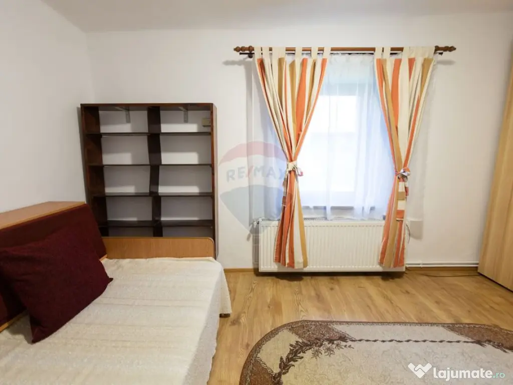 Casă individuală cochetă, 1 dormitor, renovată, Str. ...