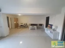 Faleza Nord, Stadion, casa de vanzare