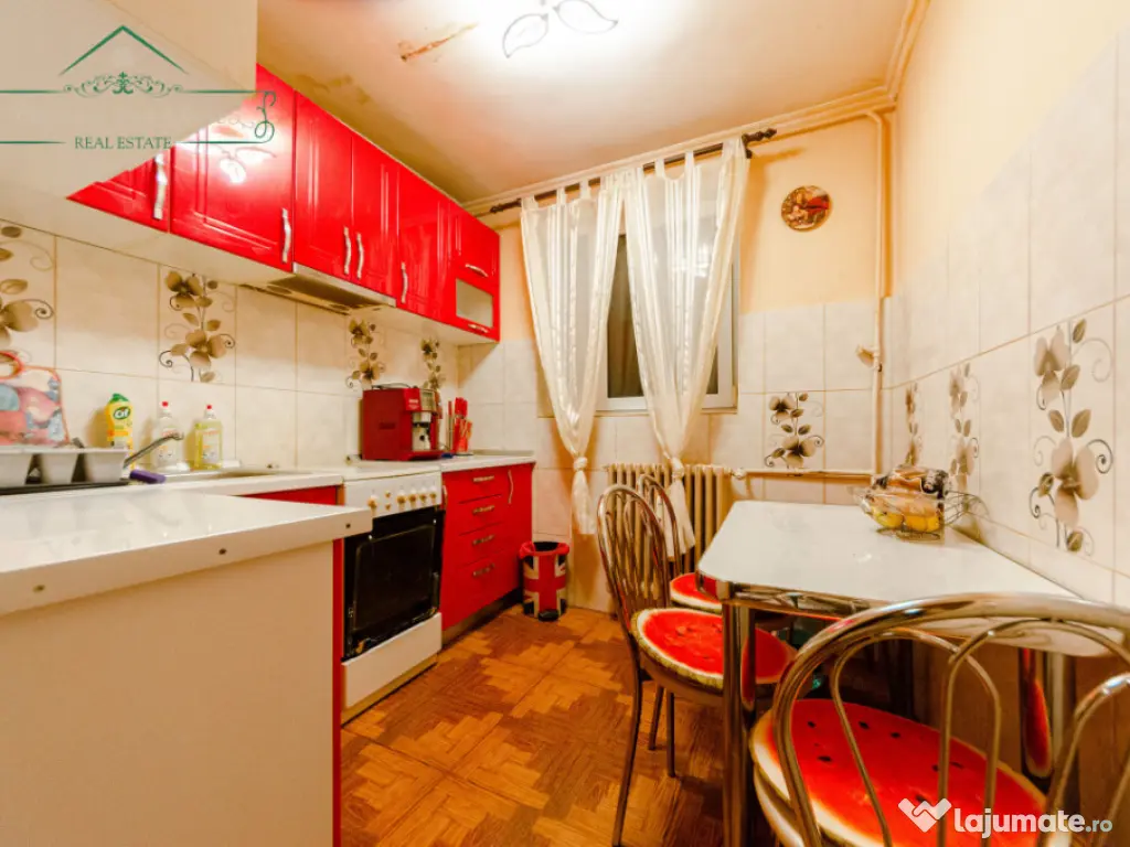 Apartament decomandat cu 2 camere de închiriat, zona Calea