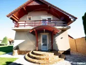 Casă impresionanta cu teren 2700mp garaj 2 masini si ter... 