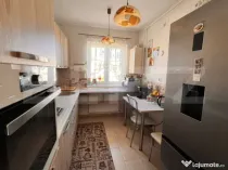 Se vinde apartament renovat si mobilat