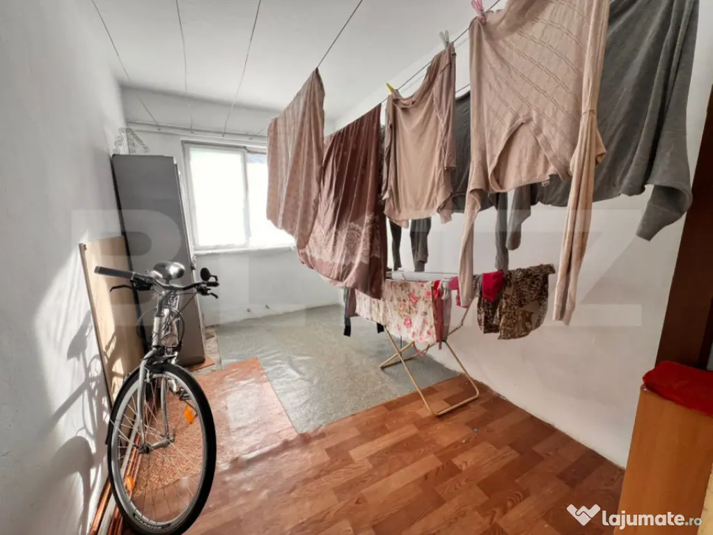 Se vinde apartament renovat si mobilat