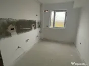 Apartament decomandat, balcon, toate utilitățile, Sos Alexandriei 