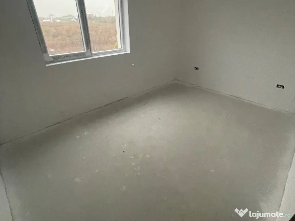 Apartament decomandat, balcon, toate utilitățile, Sos Alexandriei