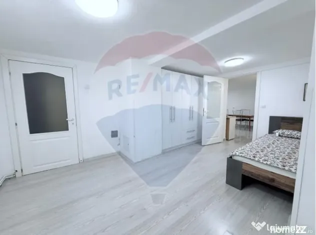 Apartament Spațios în Zona Centrală