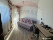 Casă / Vilă deosebită în Golești S+P+1E 