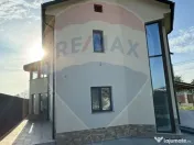 Casă / Vilă deosebită în Golești S+P+1E 