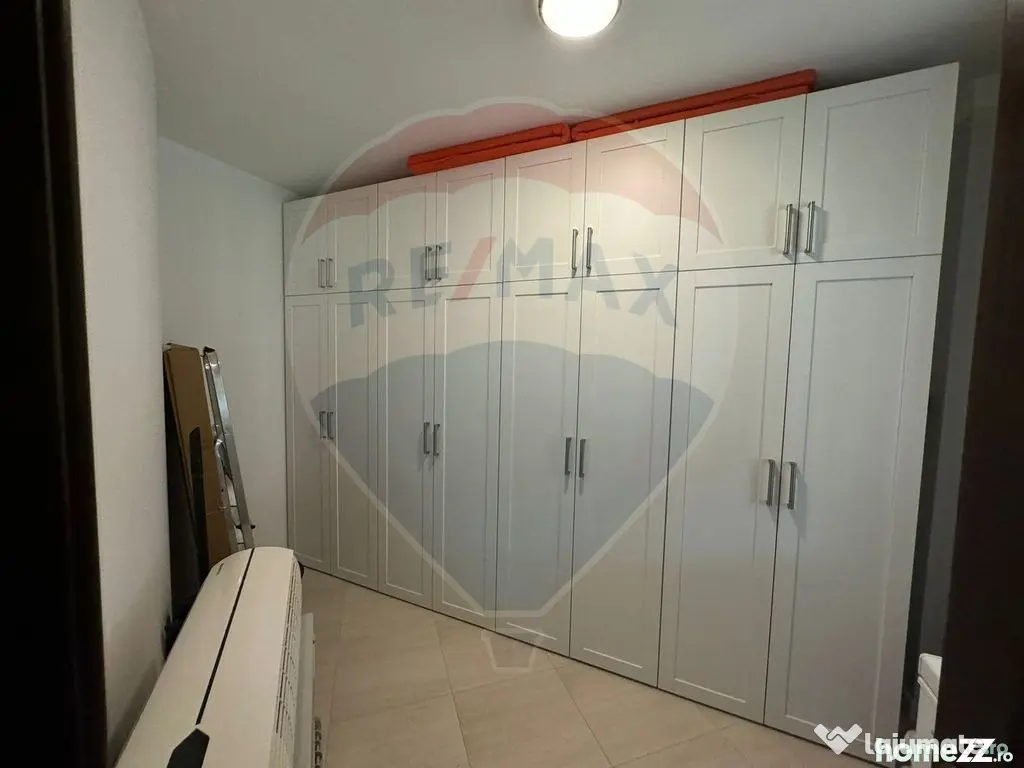 Casă / Vilă deosebită în Golești S+P+1E