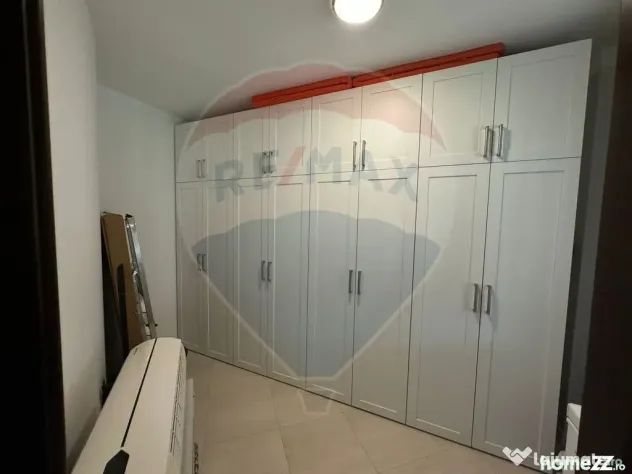 Casă / Vilă deosebită în Golești S+P+1E
