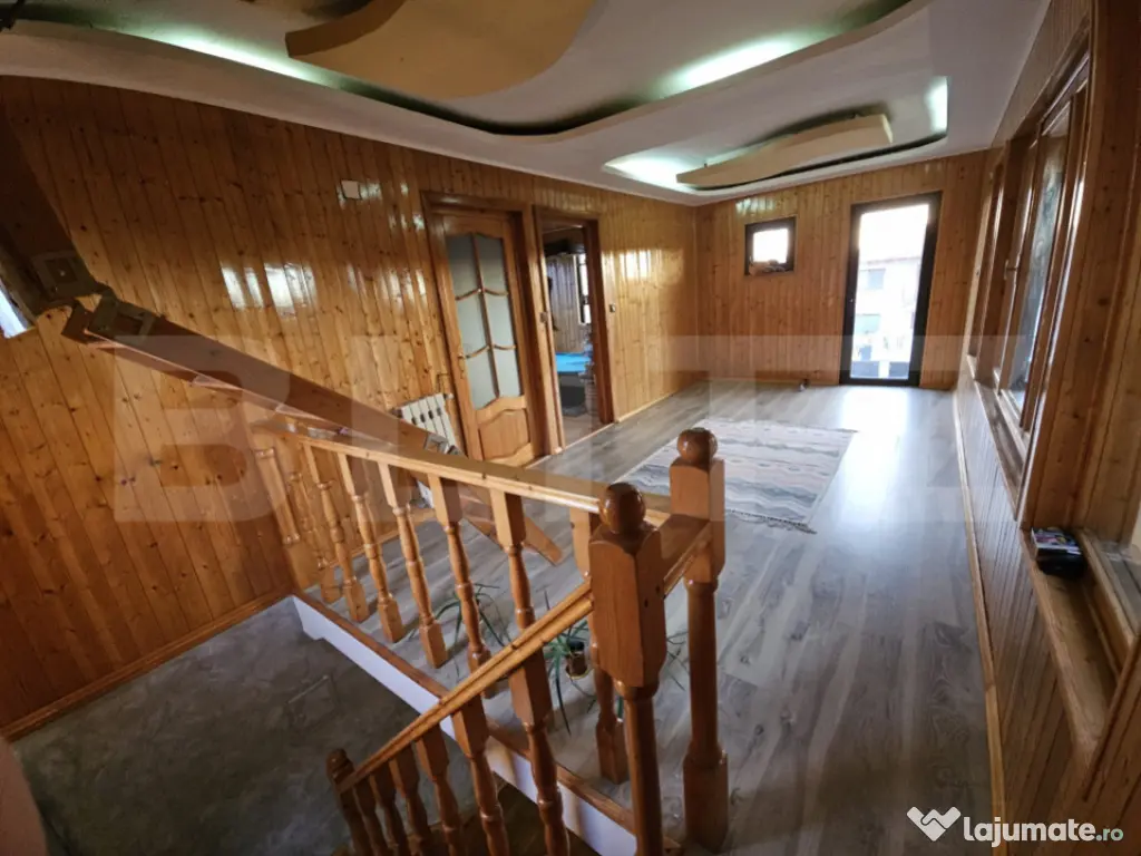 Casa 5 camere, 85 mp, zona Valea Adanca