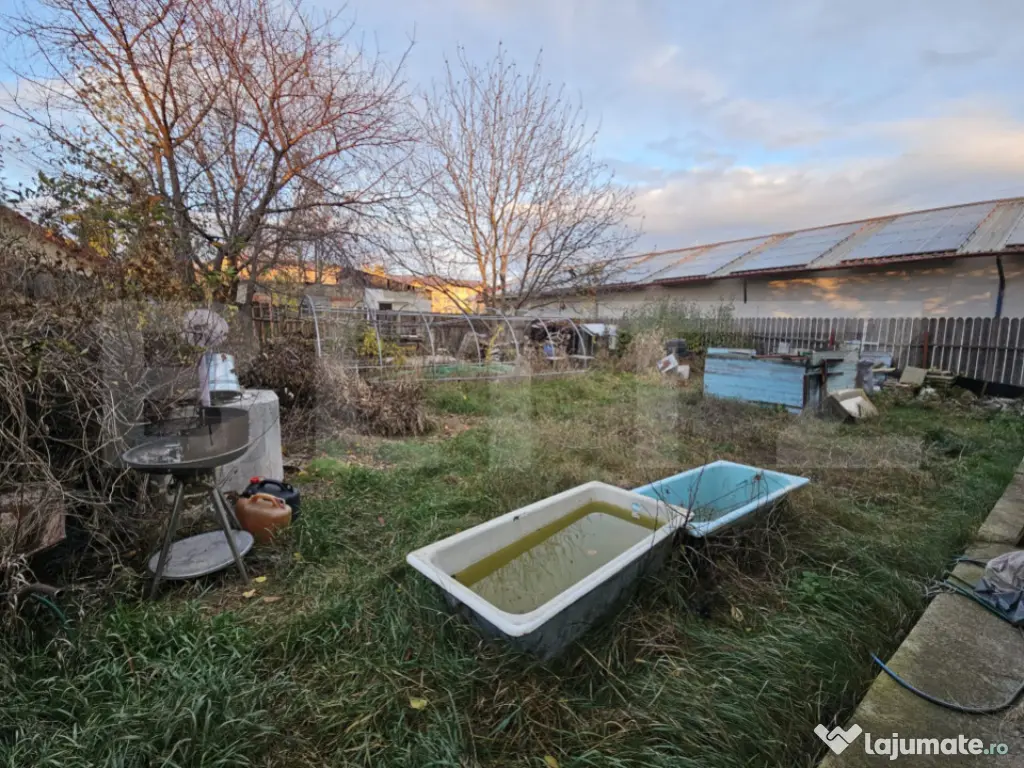 Casa 5 camere, 85 mp, zona Valea Adanca