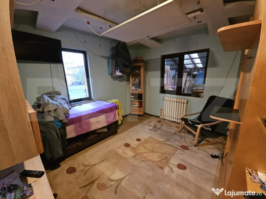 Casa 5 camere, 85 mp, zona Valea Adanca