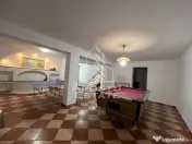 Casa individuala cu 6 camere, 3 bai, garaj, teren 500 mp si 2 fronturi 