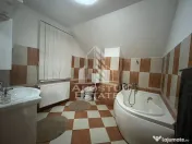 Casa individuala cu 6 camere, 3 bai, garaj, teren 500 mp si 2 fronturi 