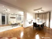 Casa individuala cu 6 camere, 3 bai, garaj, teren 500 mp si 2 fronturi 