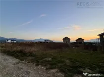 Teren intravilan granita Rasnov Cristian 890 mp