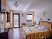 Pensiune cu 21 camere situata in Sinaia 
