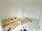 Apartament tip penthouse cu 3 camere si terasa de 30 mp in Braytim 
