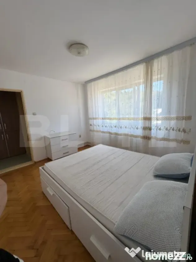 Apartament luminos cu 3 camere Moreni