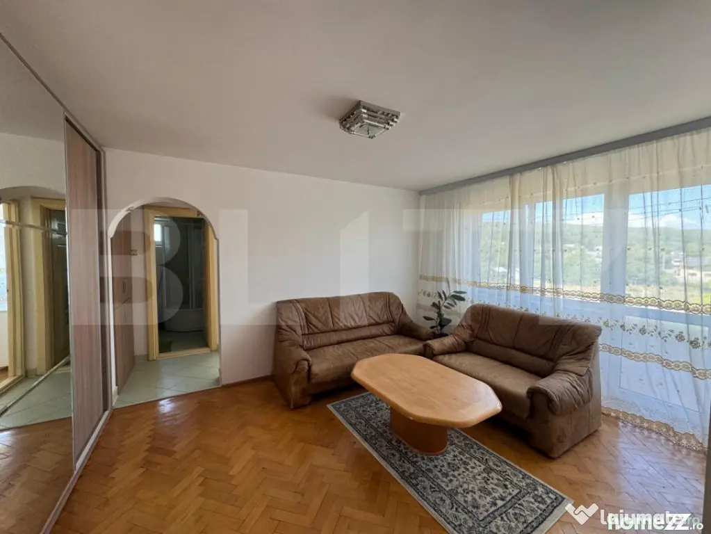 Apartament luminos cu 3 camere Moreni