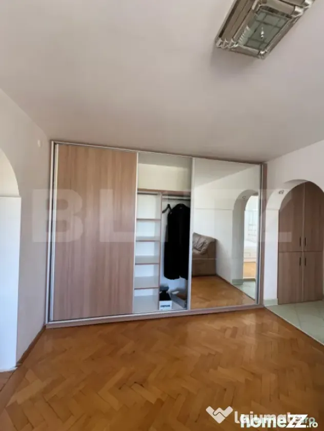 Apartament luminos cu 3 camere Moreni